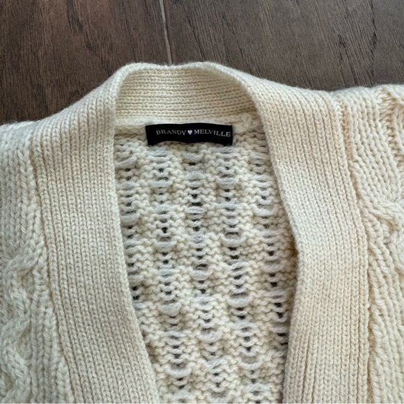 Brandy Melville Cream Knit Cardigan - Picture 3 of 9